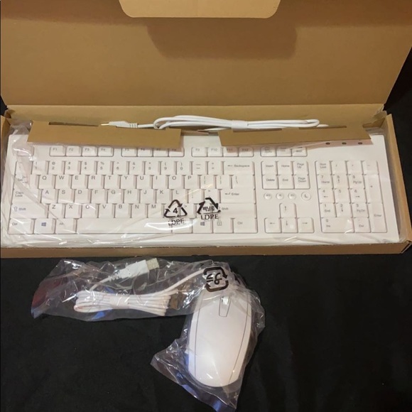 Keyboard and mouse - Picture 2 of 4